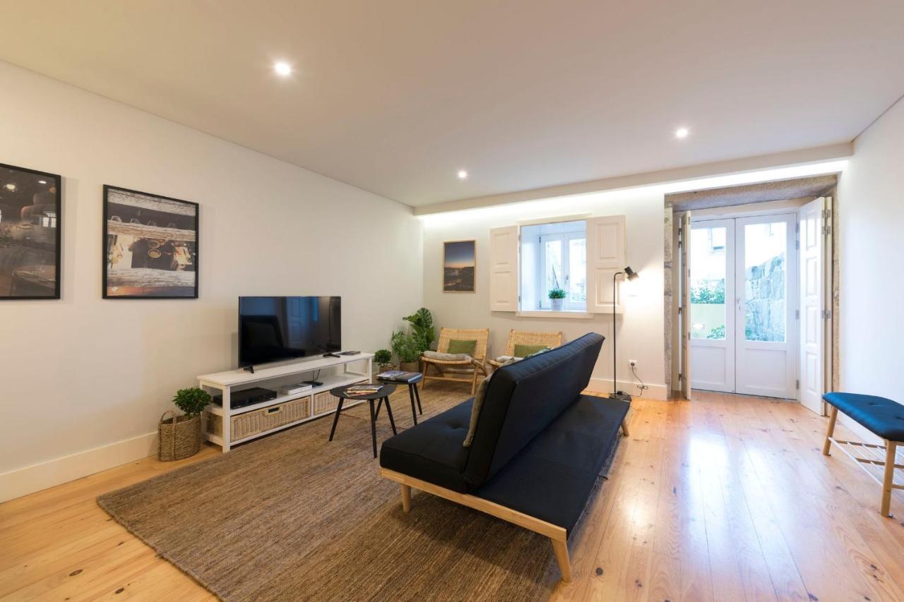 Lovelystay - Porto Peaceful Living W/ Backyard Eksteriør bilde